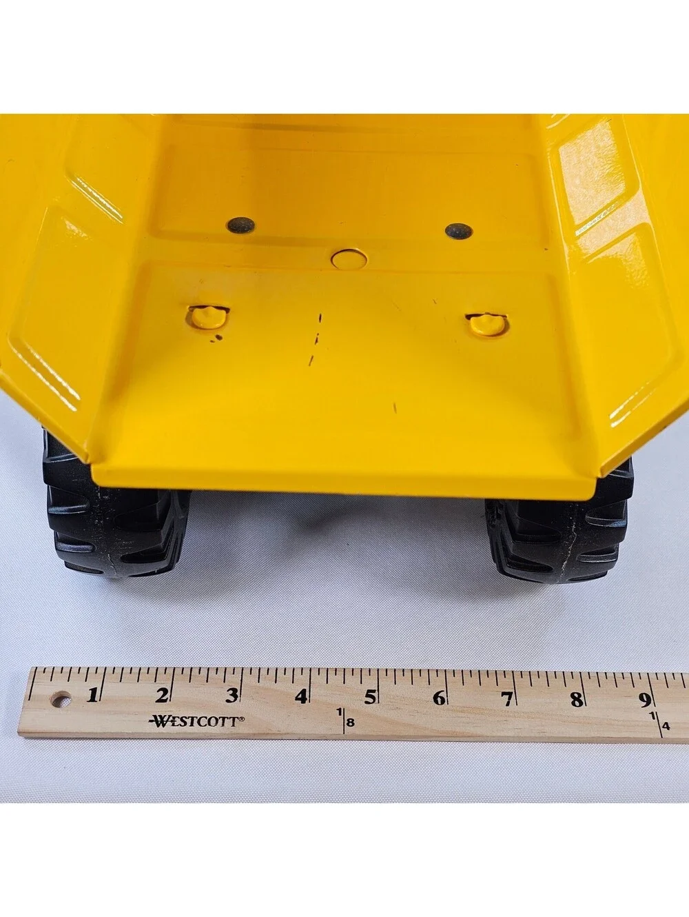 Tonka 354 Mighty Dump Truck Yellow Steel Bed Construction Toy Vehicle 17 Inch